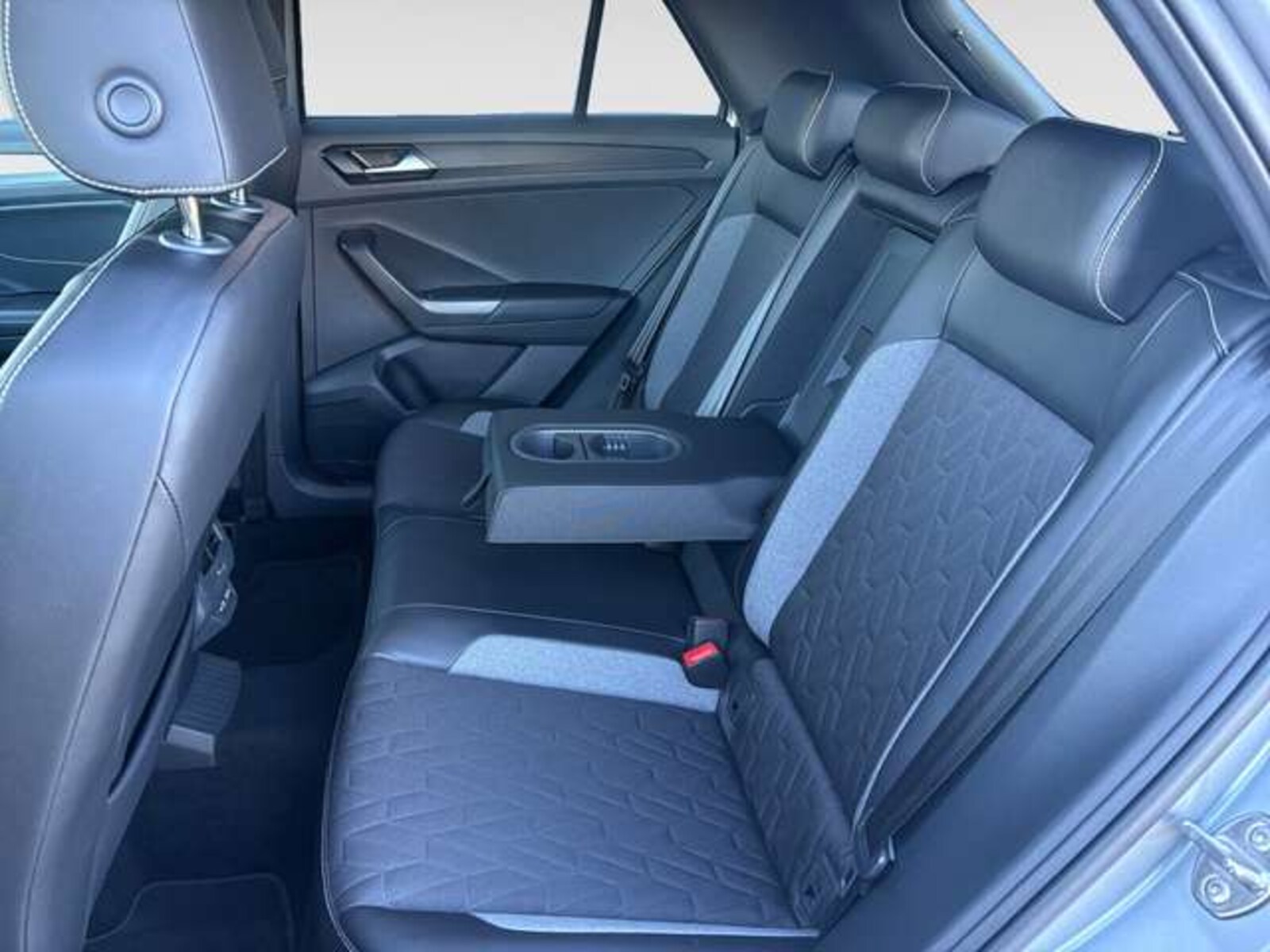 Volkswagen T-Roc – Bild 9