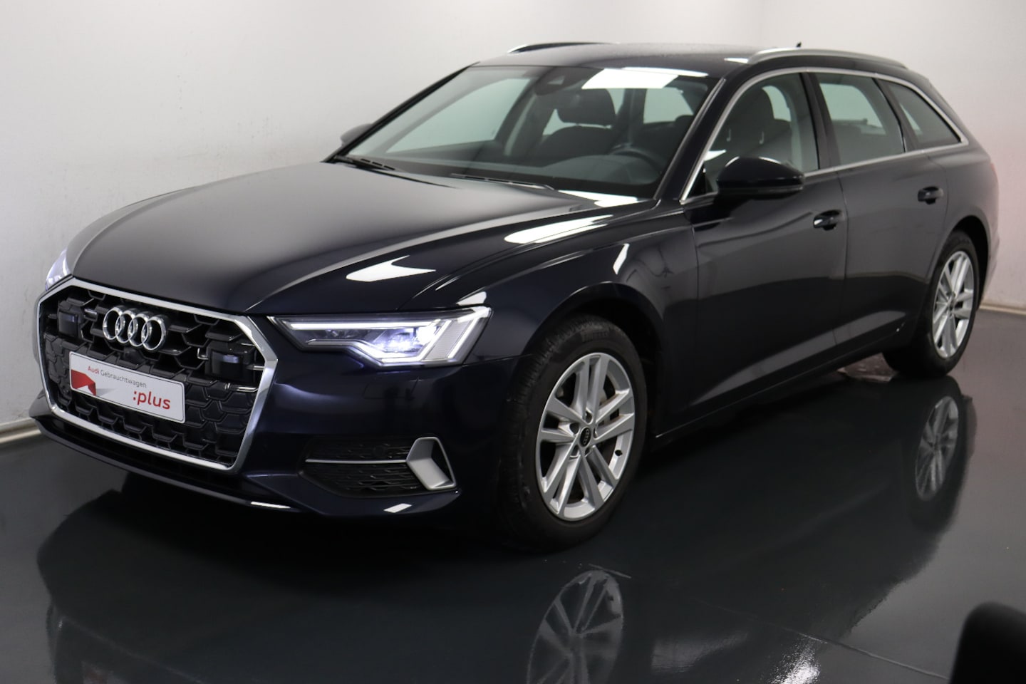 Bild über Audi A6 Avant advanced 45 TDI quattro S tronic - für weitere Informationen kontaktieren Sie den Audi Partner