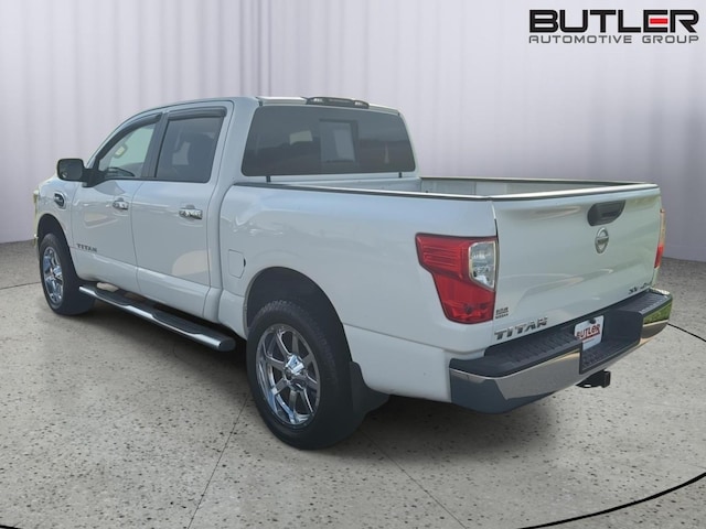 2017 Nissan Titan