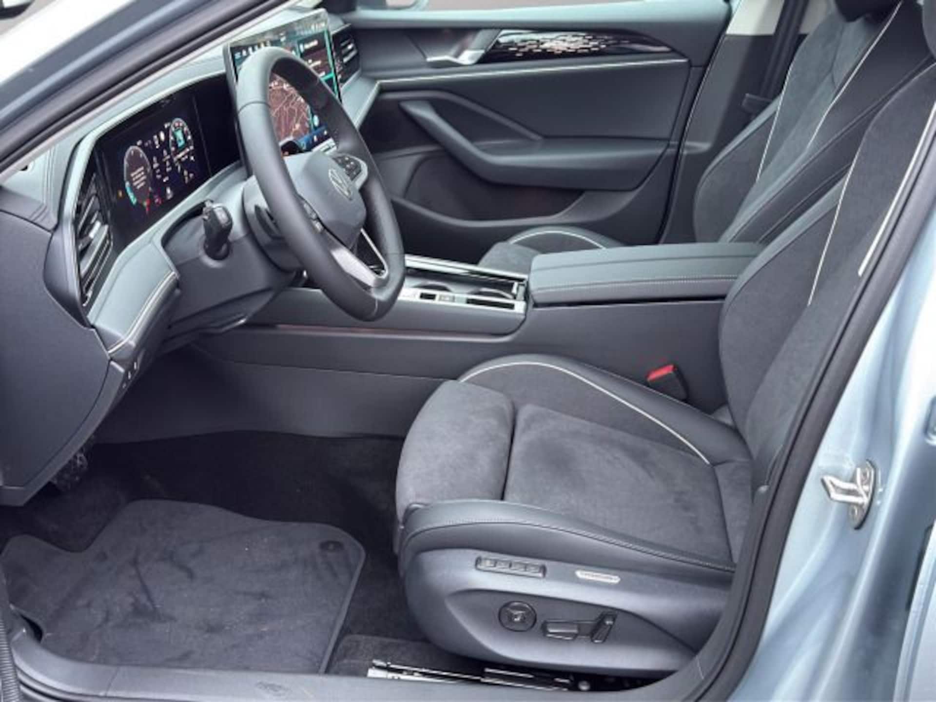Volkswagen Passat Elegance