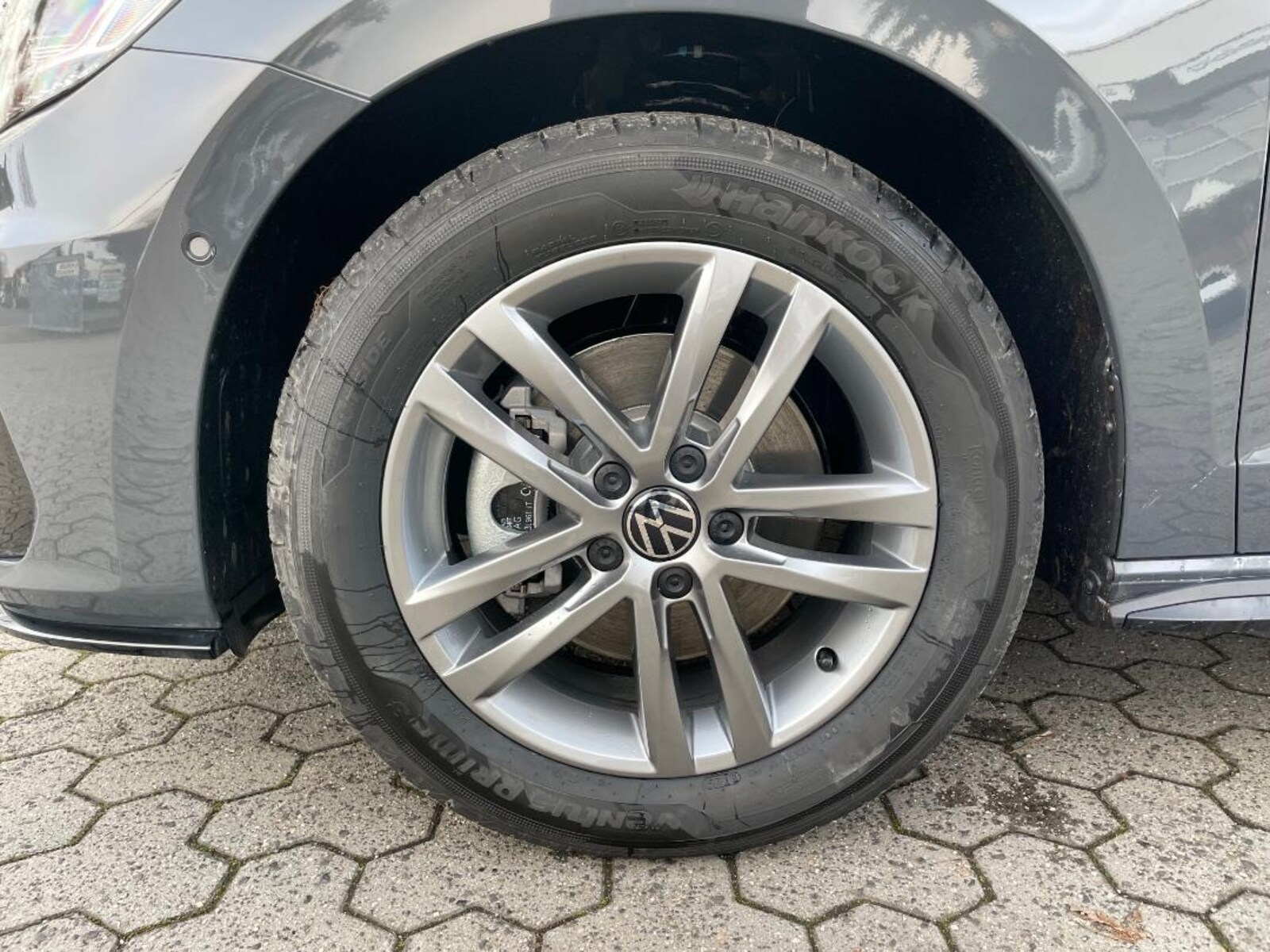 Volkswagen Touran – Bild 4