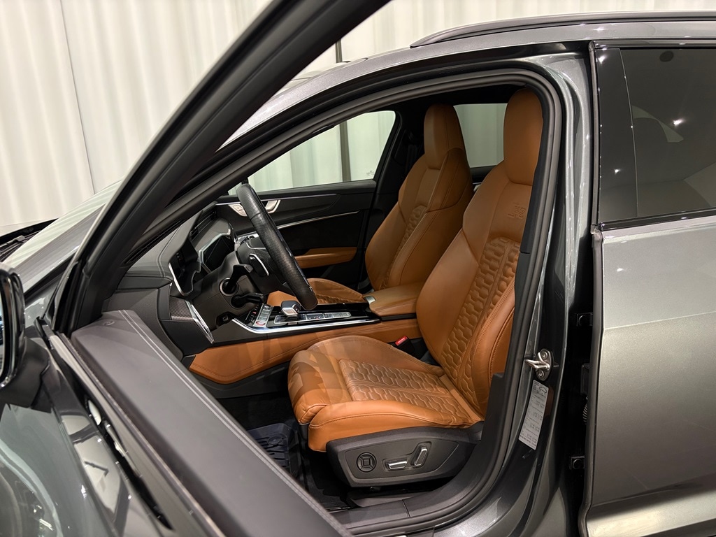 Bild som visar Audi RS 6 Avant RS 6 Avant 600 hk tiptronic - för mer information kontakta din Audi Partner