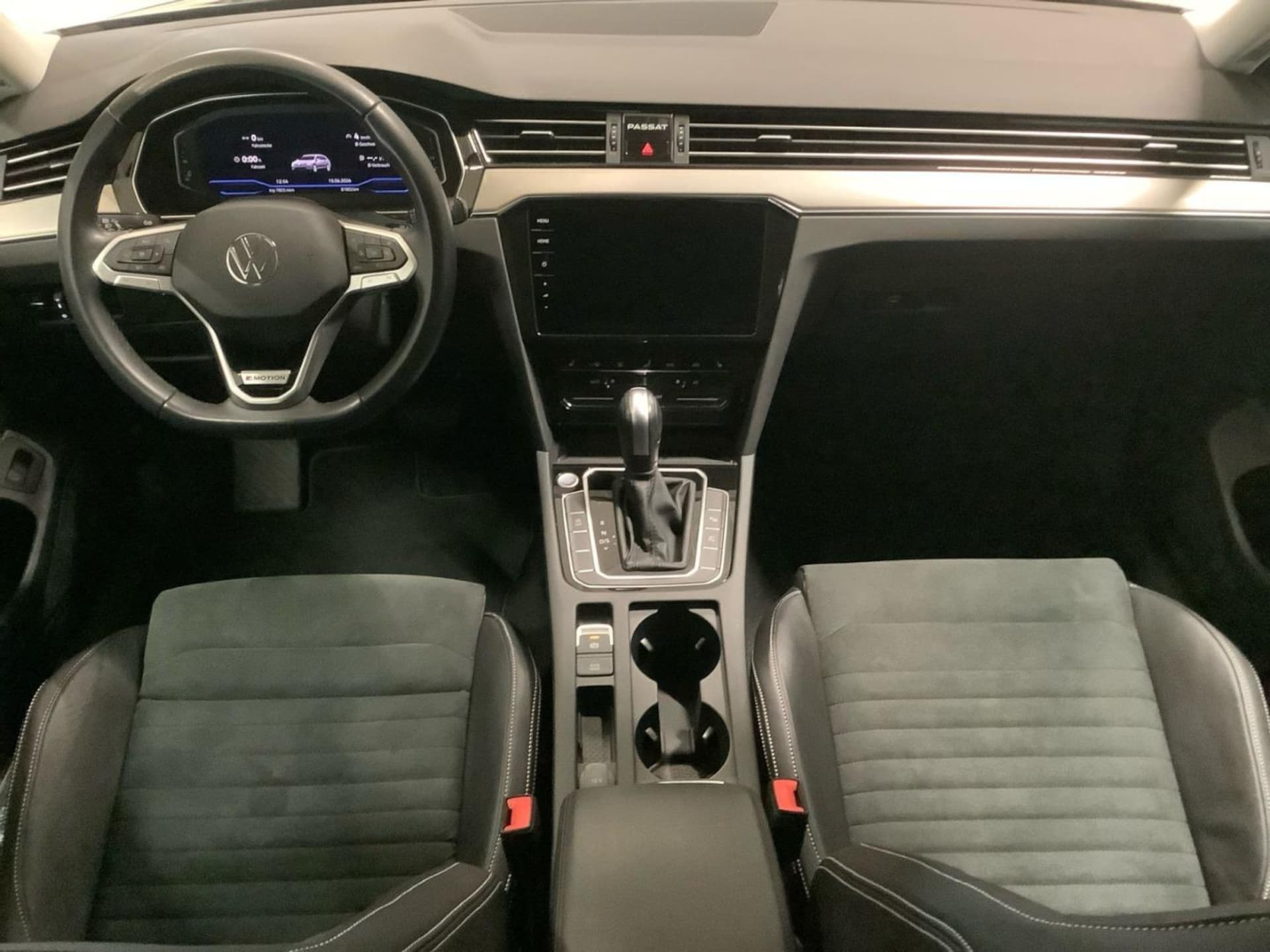 Volkswagen Passat Variant Elegance