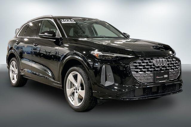 Photo of 2025 Audi Q5 