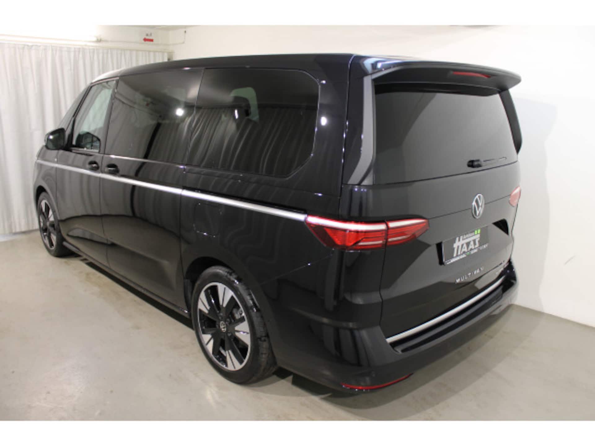Volkswagen Multivan Langversion Style