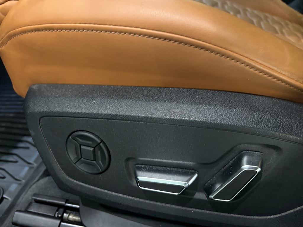 Bild som visar Audi RS 6 Avant RS 6 Avant 600 hk tiptronic - för mer information kontakta din Audi Partner