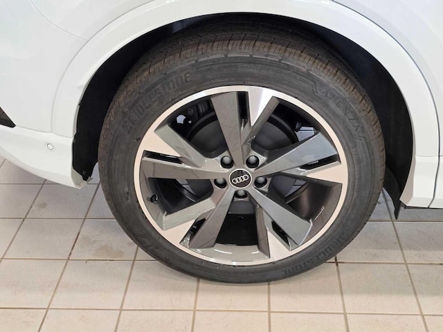 2024 Audi Q4 e-tron Premium Plus - Photo 9