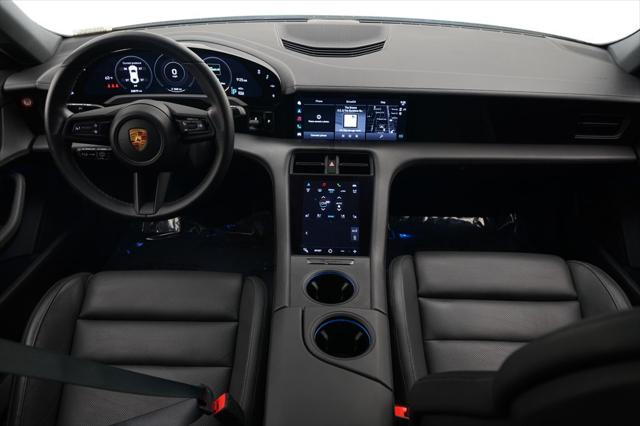 2022 Porsche Taycan S - Photo 8
