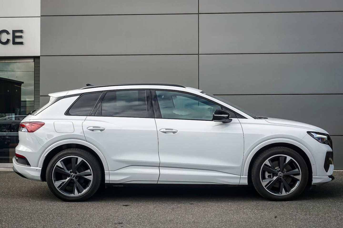 Image about Audi Q4 e-tron e-tron