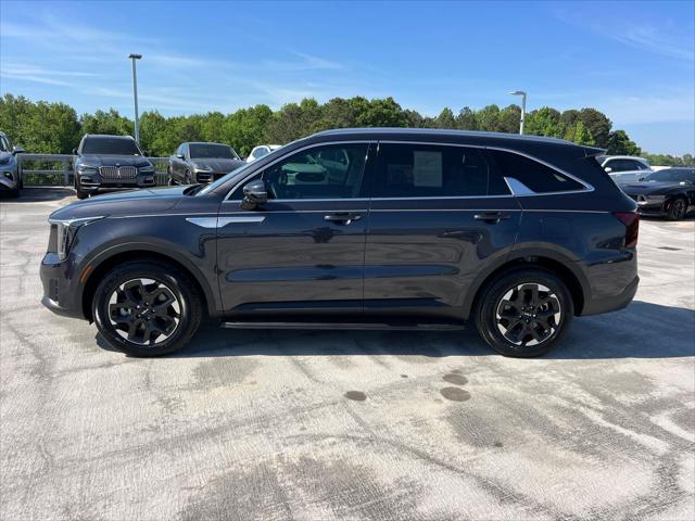 2025 Kia Sorento S - Photo 8