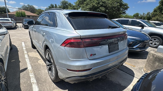 2025 Audi Q8