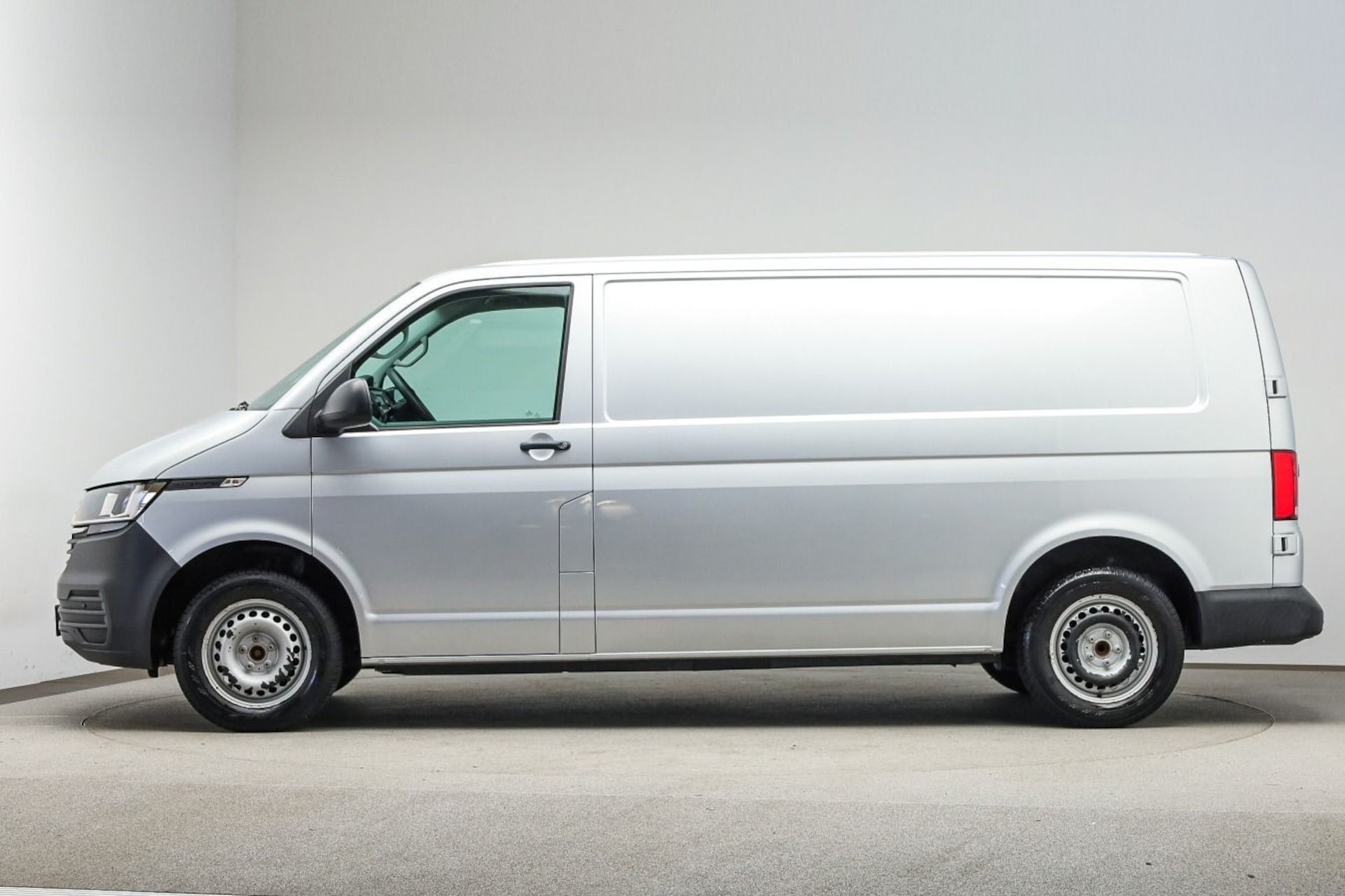 Volkswagen T6.1 Transporter Kasten langer Radstand