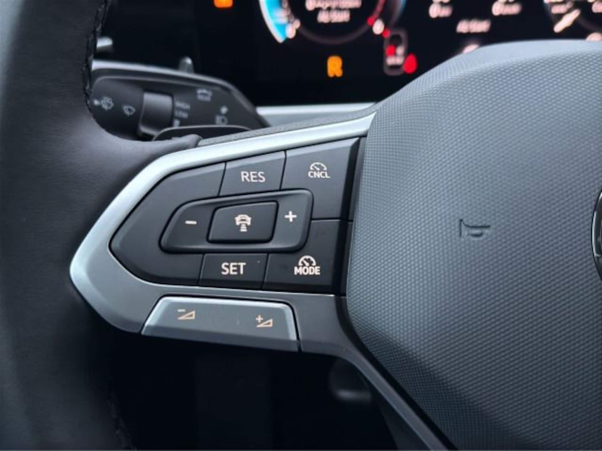 Volkswagen Passat Elegance
