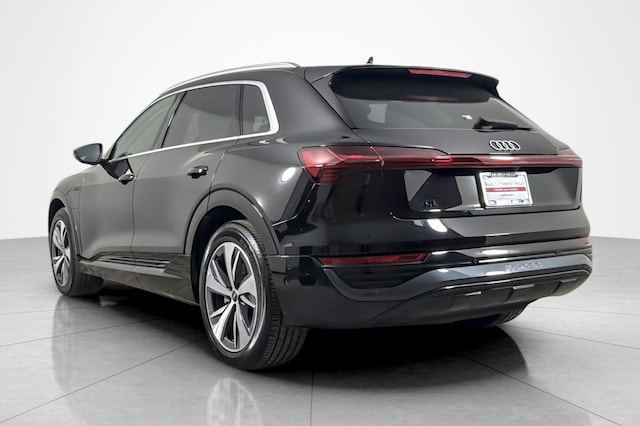 2024 Audi Q8 e-tron