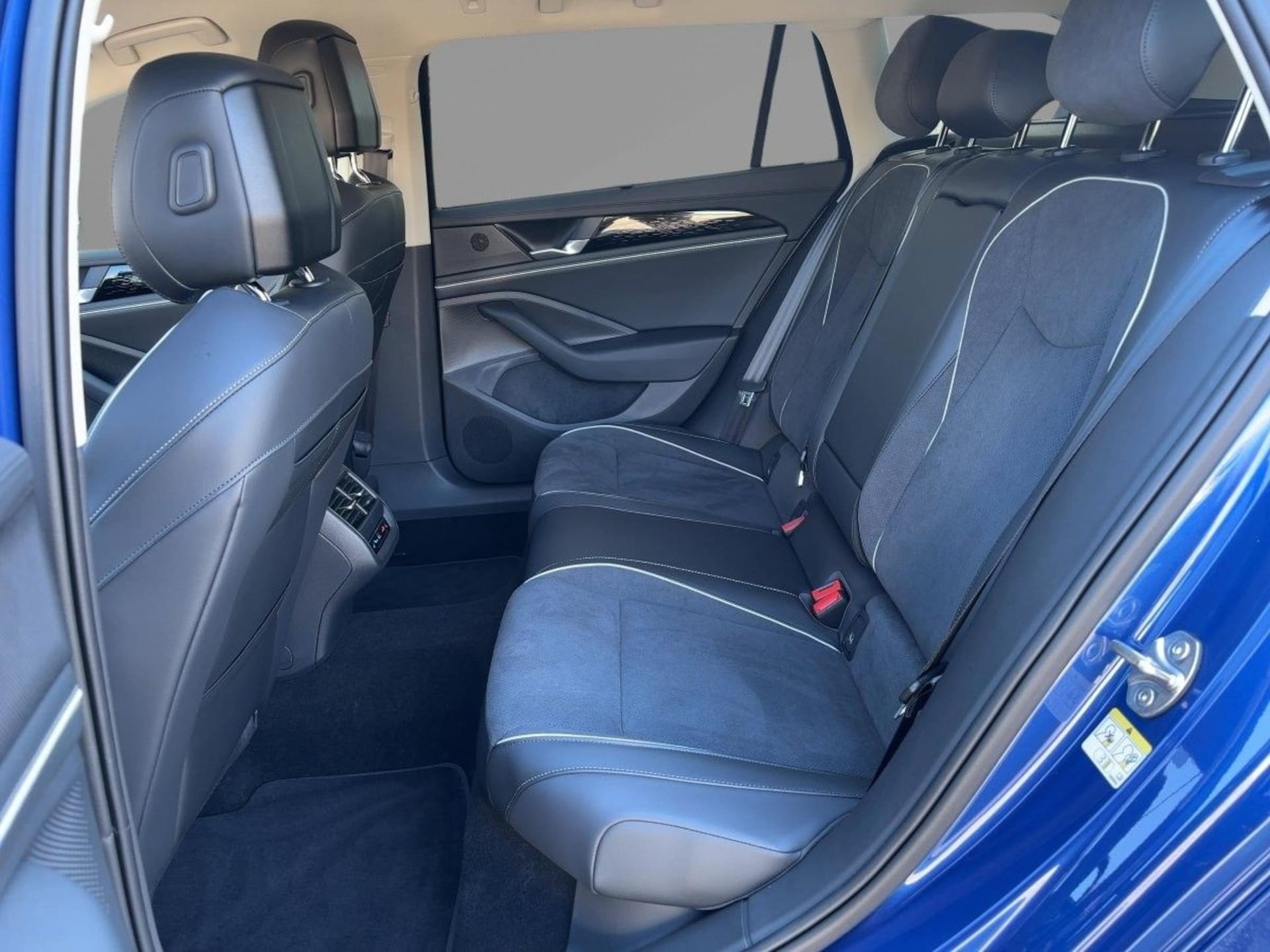 Volkswagen Passat Elegance