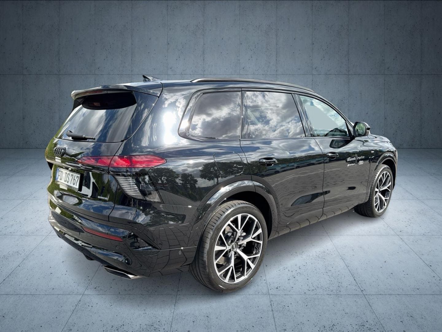 Bild über Audi Q7 SUV TDI quattro 220 kW tiptronic - für weitere Informationen kontaktieren Sie den Audi Partner