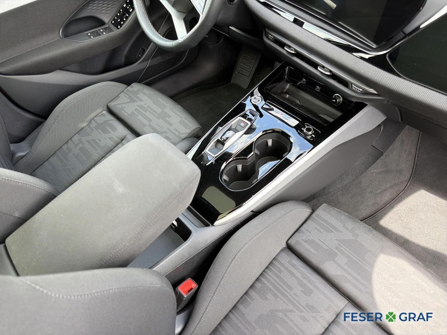 Bild über Audi A6 Avant TDI quattro 150 kW S tronic - für weitere Informationen kontaktieren Sie den Audi Partner