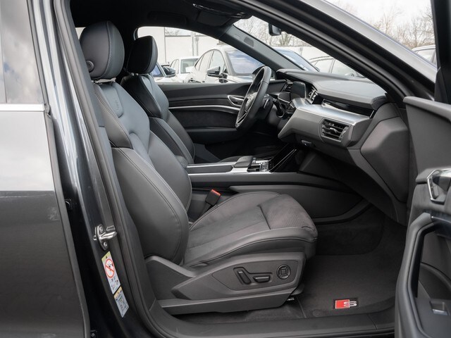 Image about Audi SQ8 e-tron e-tron quattro