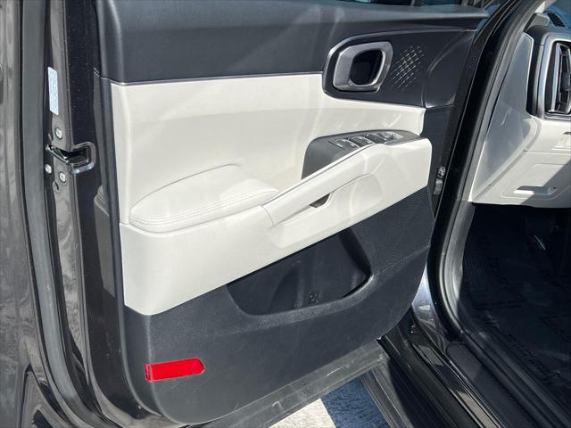 2025 Kia Sorento S - Photo 10