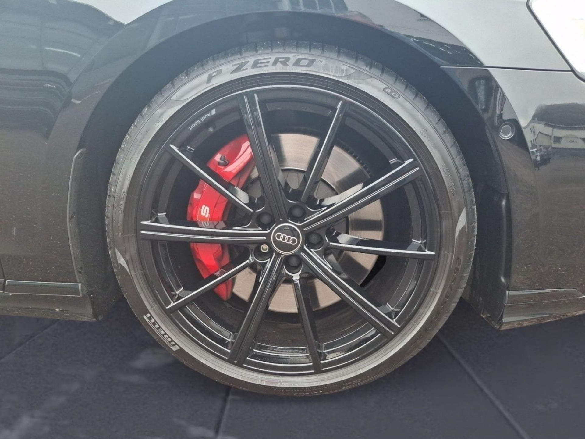 Audi S8