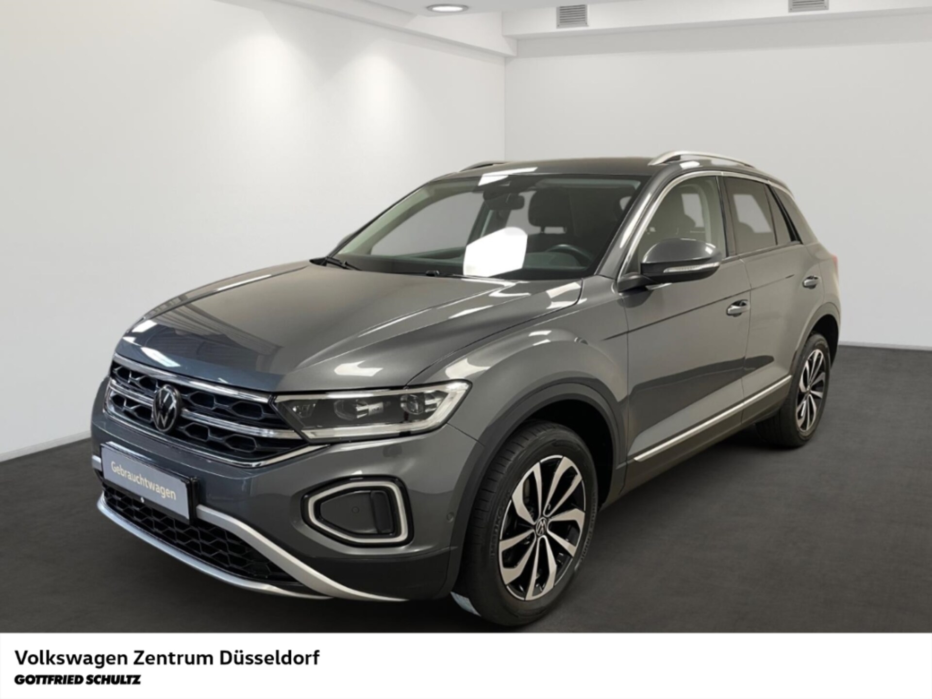 Volkswagen T-Roc 2023 — Style 1.5 TSI DSG Kamera Navi LED