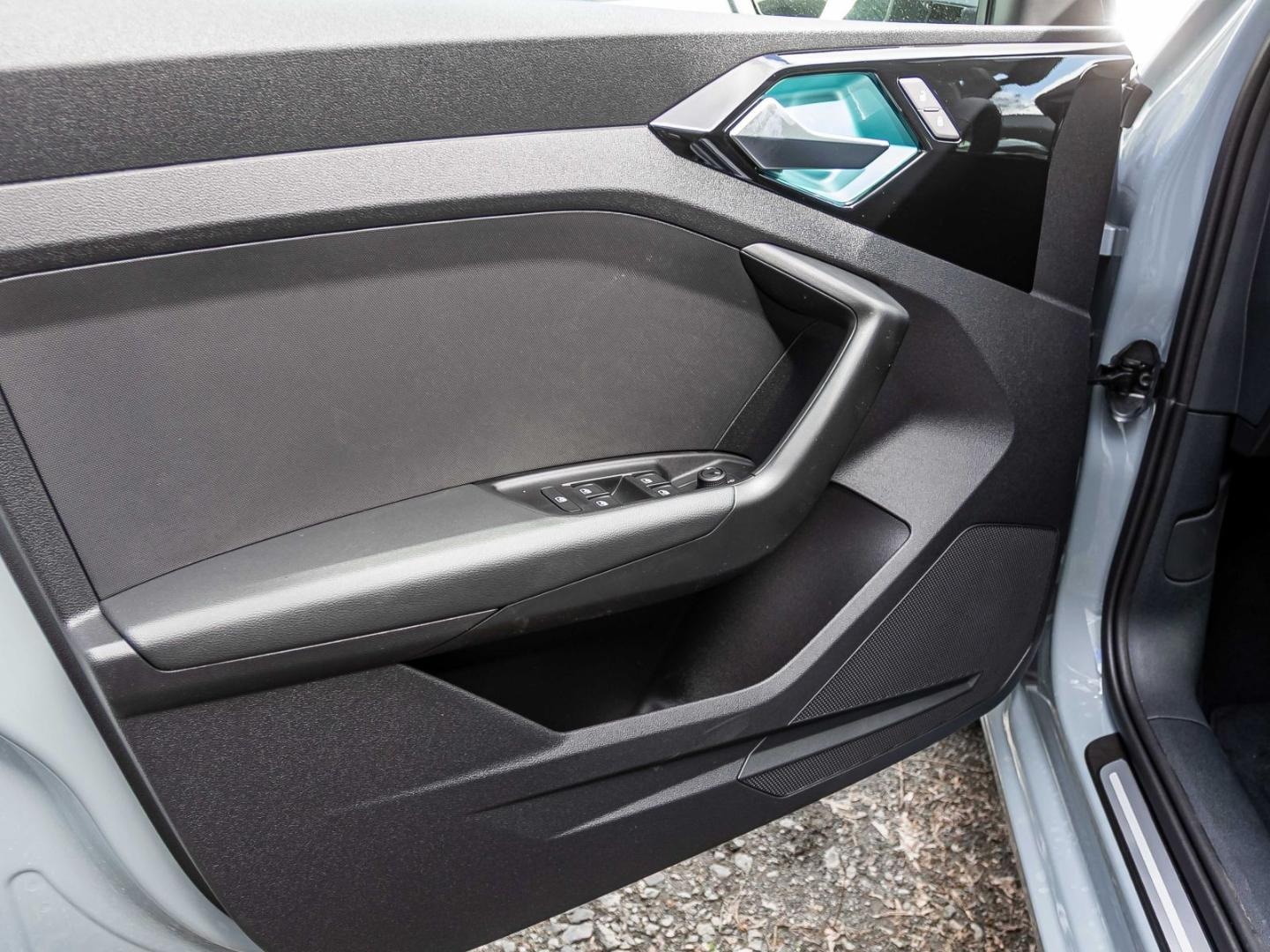 Bild über Audi A1 Sportback advanced 25 TFSI Schaltgetriebe - für weitere Informationen kontaktieren Sie den Audi Partner