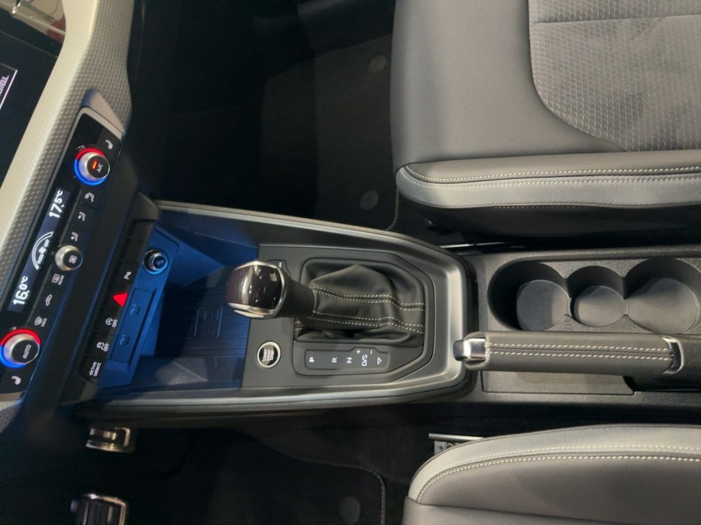 Bild über Audi A1 allstreet 35 TFSI S tronic - für weitere Informationen kontaktieren Sie den Audi Partner