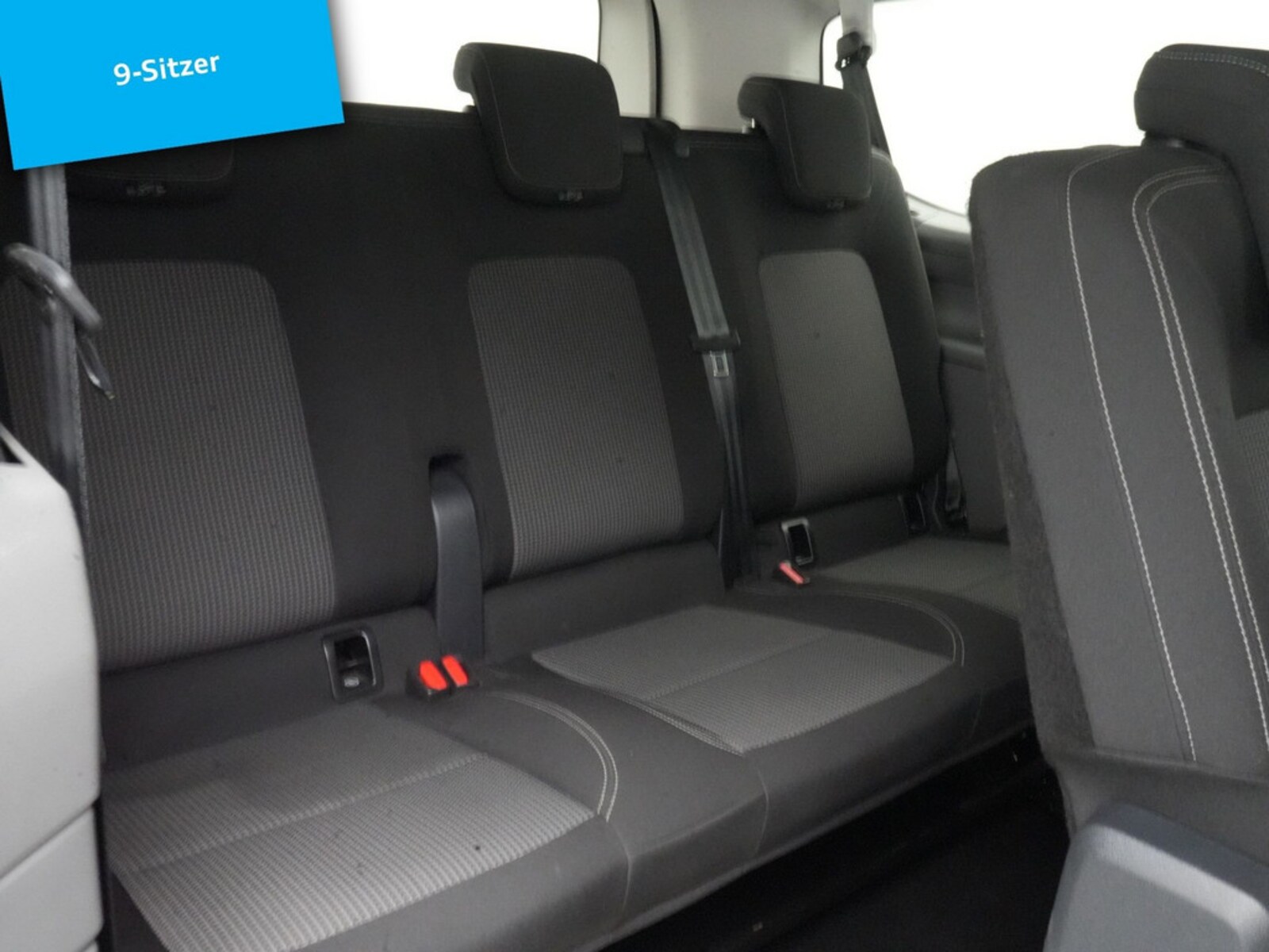Volkswagen Caravelle – Bild 11