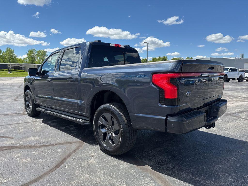 Used 2022 Ford F-150 Lightning Lariat with VIN 1FTVW1EL1NWG14783 for sale in Fort Wayne, IN