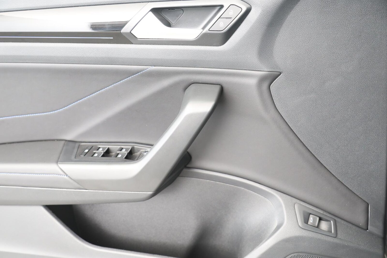 Volkswagen T-Roc – Bild 17