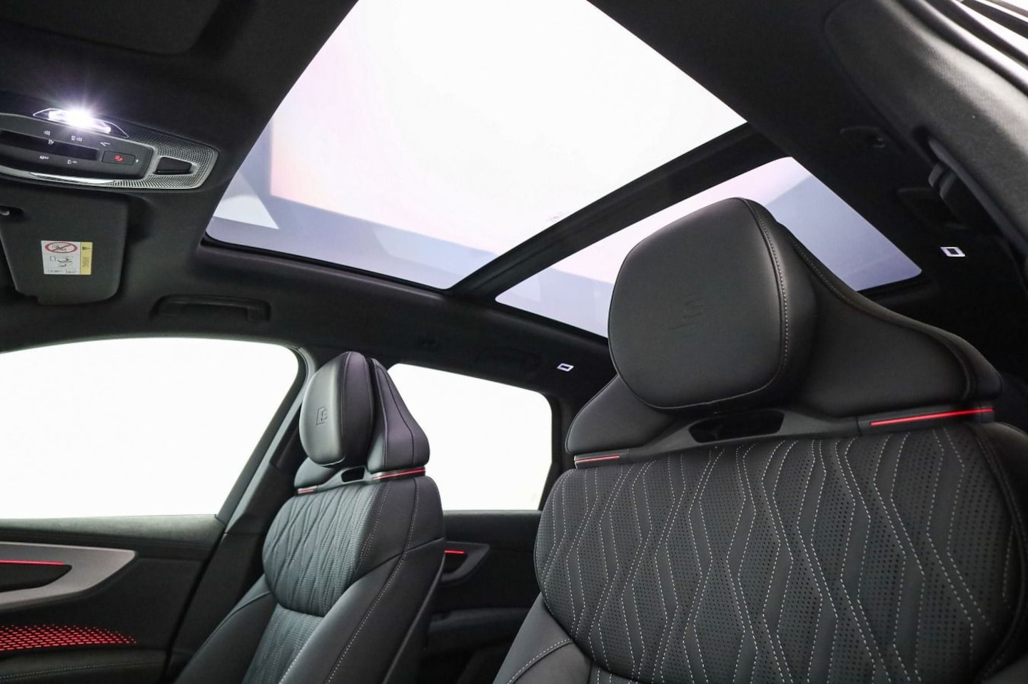 Bild über Audi Q7 SUV TDI quattro 220 kW tiptronic - für weitere Informationen kontaktieren Sie den Audi Partner