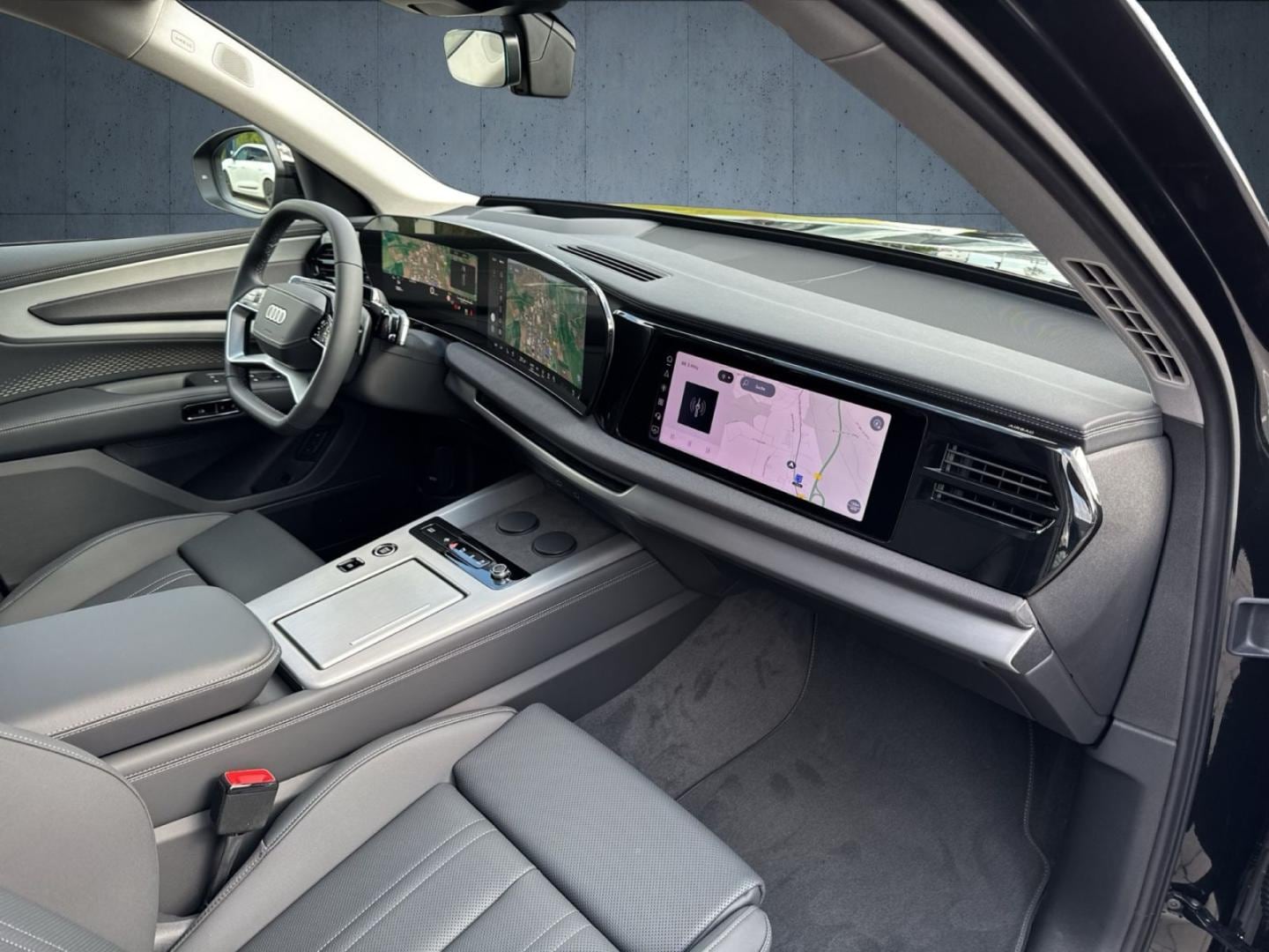 Bild über Audi Q7 SUV TDI quattro 220 kW tiptronic - für weitere Informationen kontaktieren Sie den Audi Partner