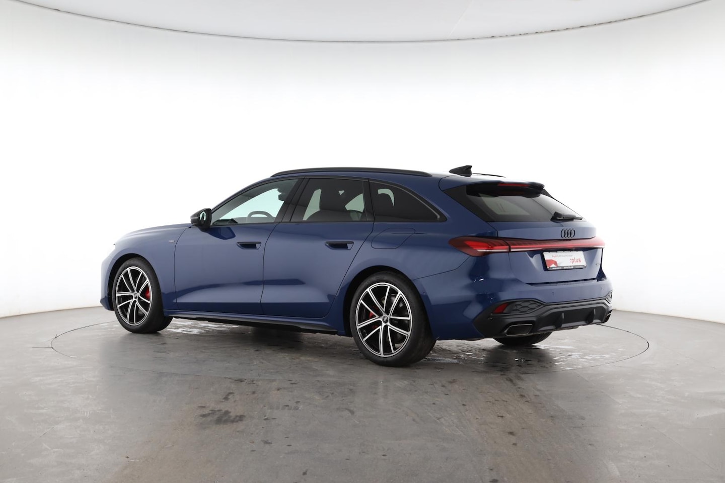 Bild über Audi A5 Avant e-hybrid e-hybrid quattro 220 kW S tronic - für weitere Informationen kontaktieren Sie den Audi Partner