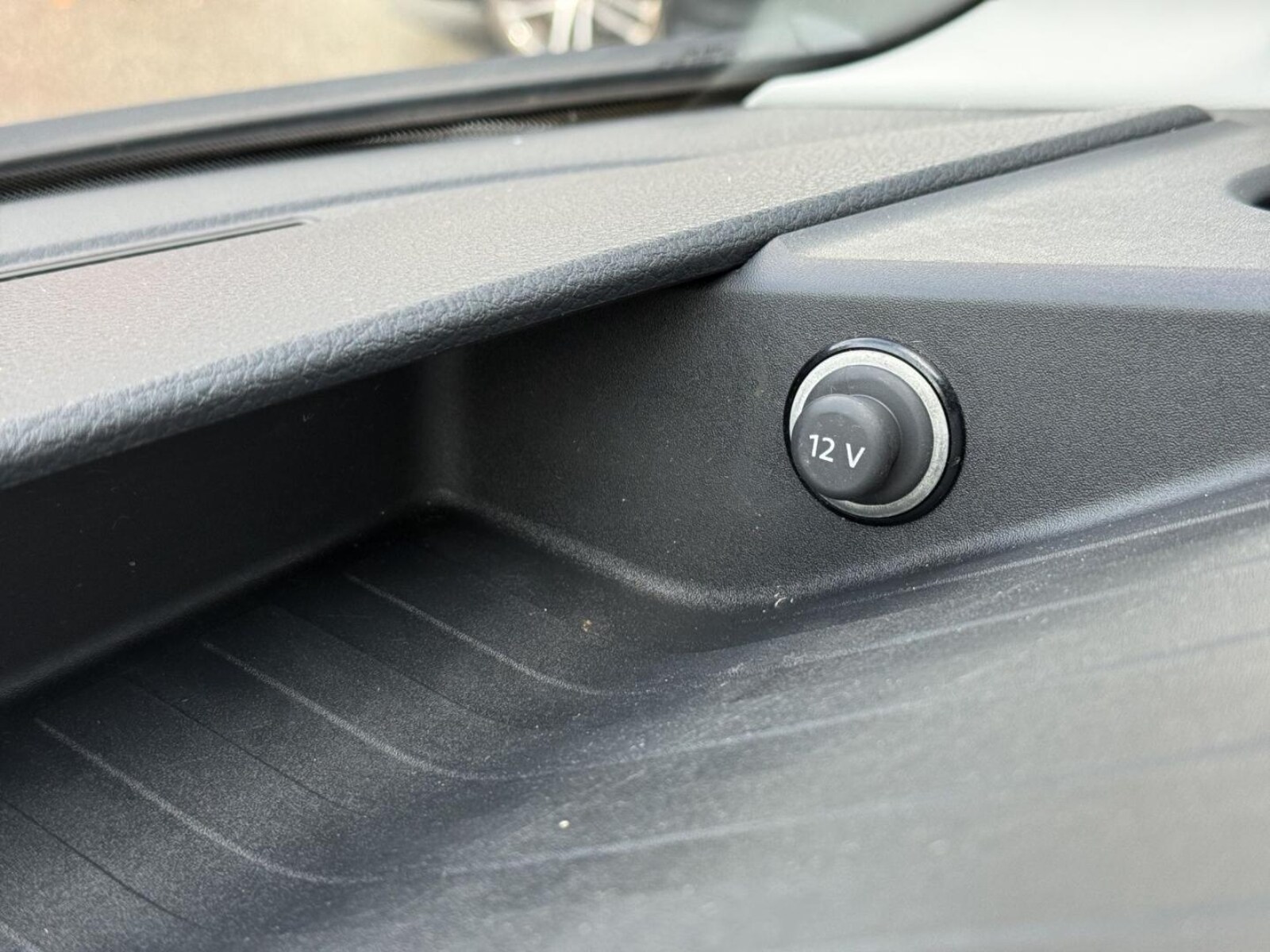 Volkswagen Crafter Kasten mittlerer Radstand – Bild 20