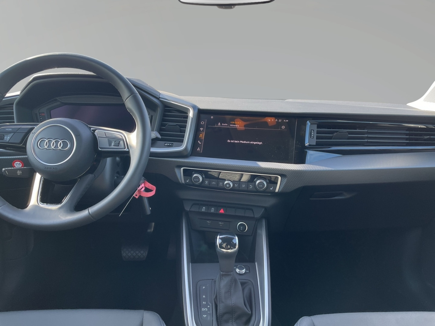 Bild über Audi A1 Sportback advanced 35 TFSI S tronic - für weitere Informationen kontaktieren Sie den Audi Partner