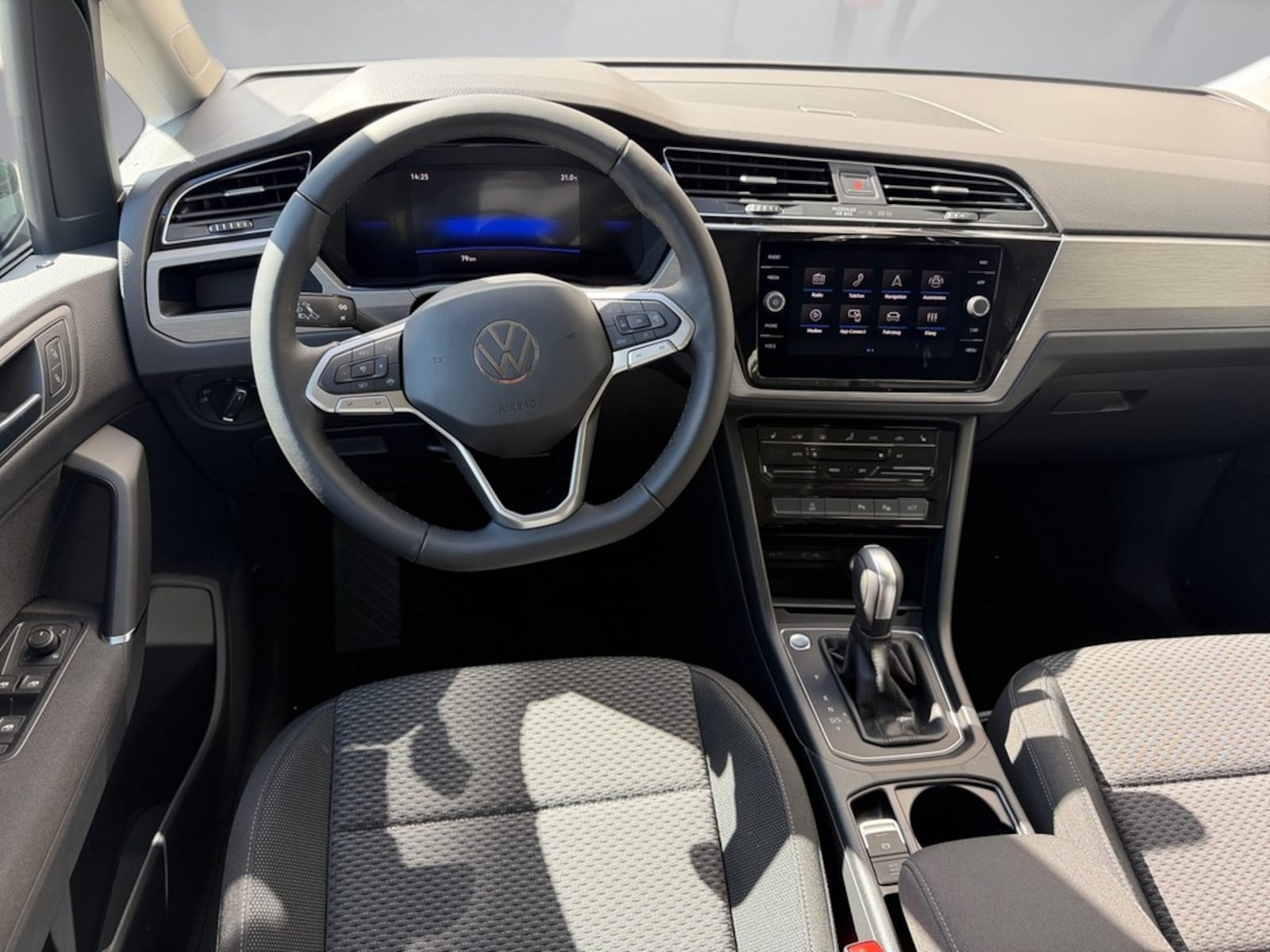 Volkswagen Touran – Bild 10
