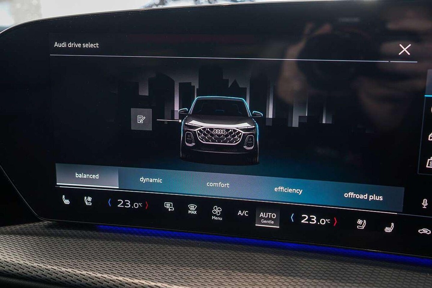 Image about Audi Q5 Sportback TDI quattro 150 kW sport