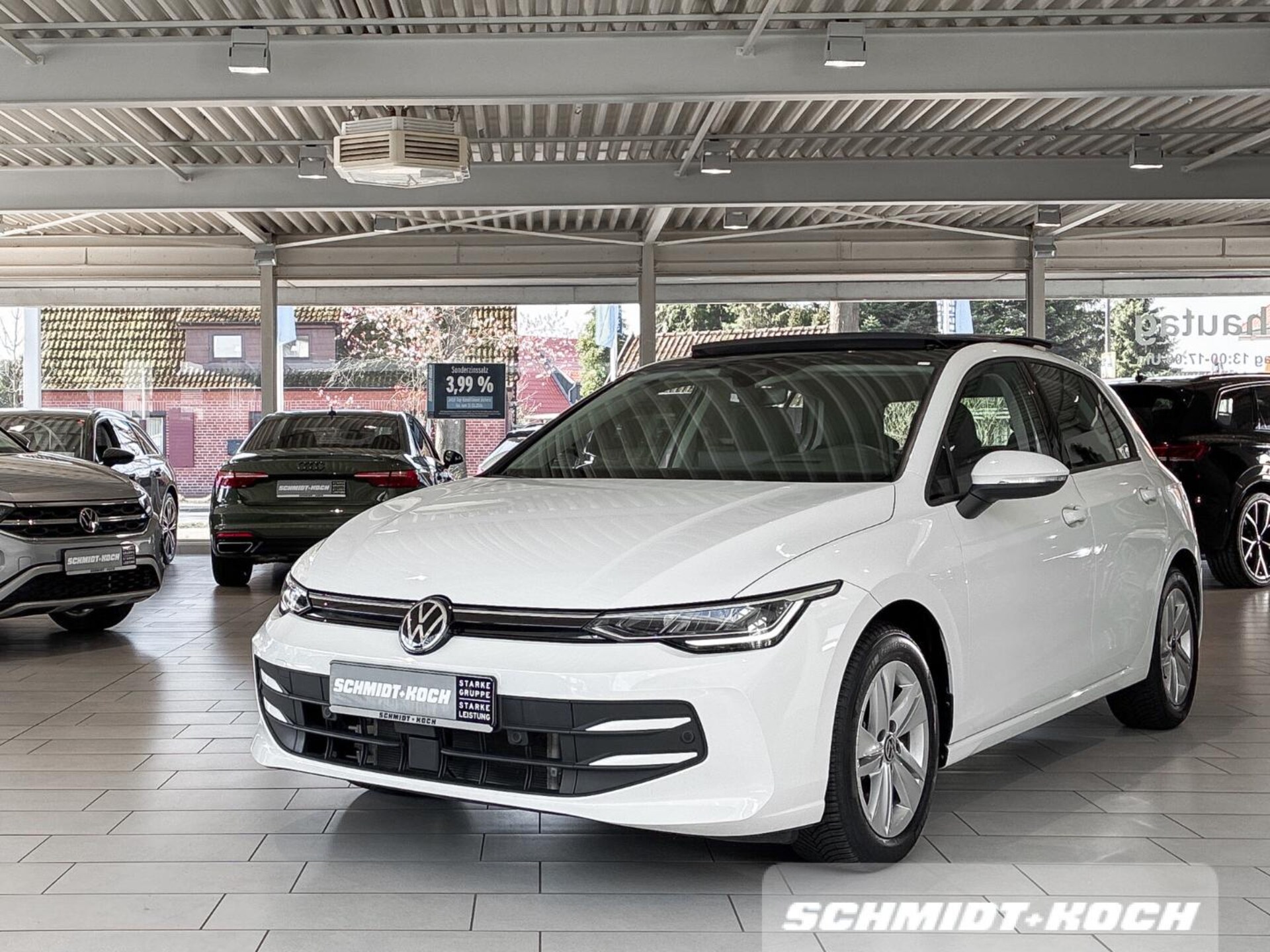 Volkswagen Golf Life