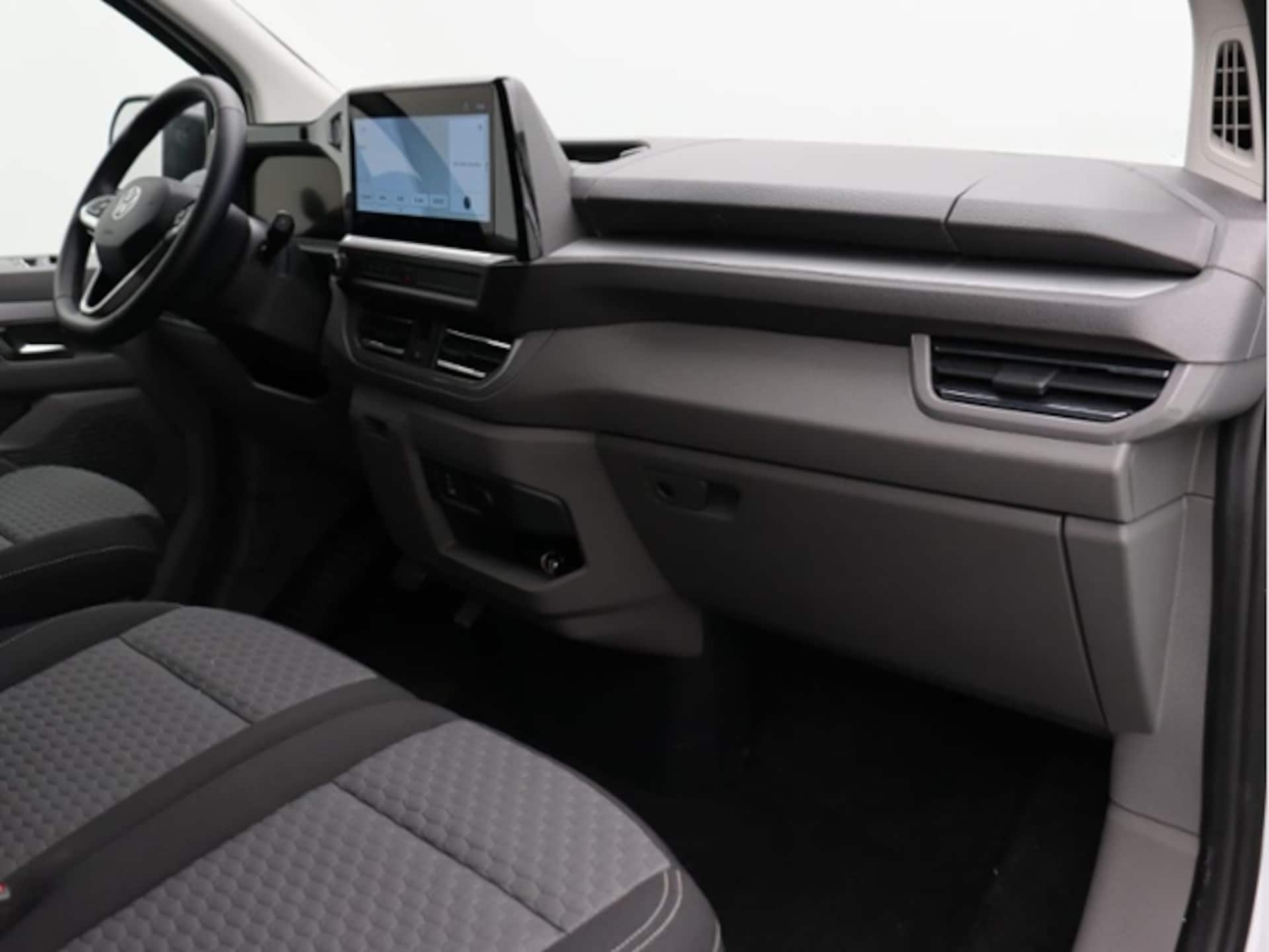 Volkswagen Caravelle langer Radstand Life