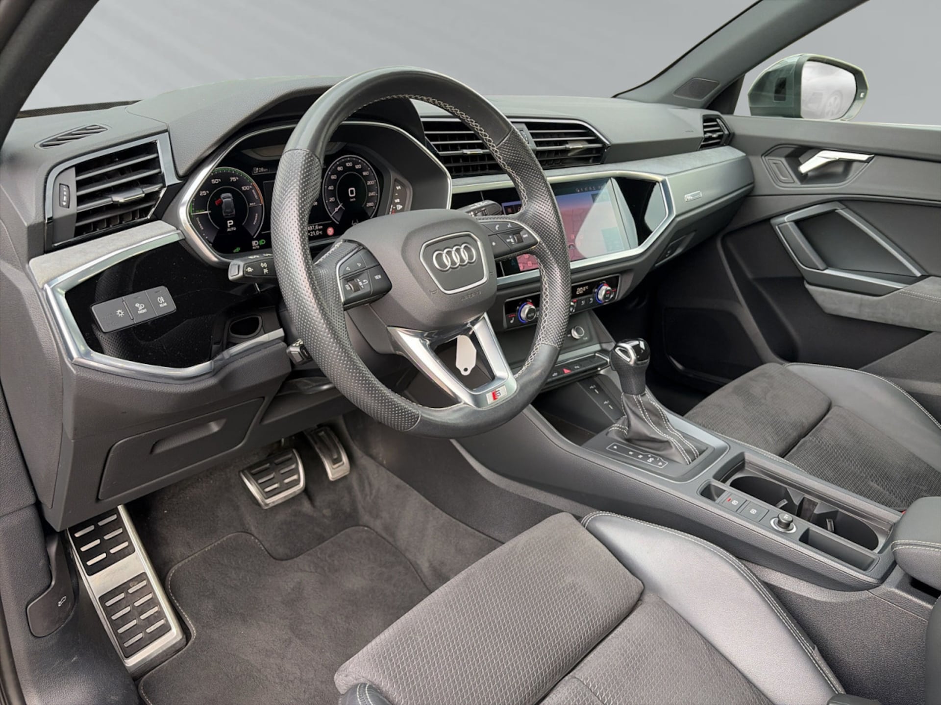 Audi Q3 TFSI e S line