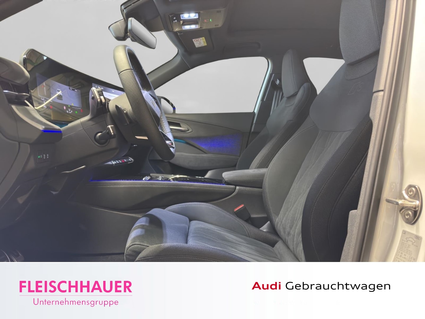 Bild über Audi Q3 SUV TFSI 110 kW S tronic - für weitere Informationen kontaktieren Sie den Audi Partner