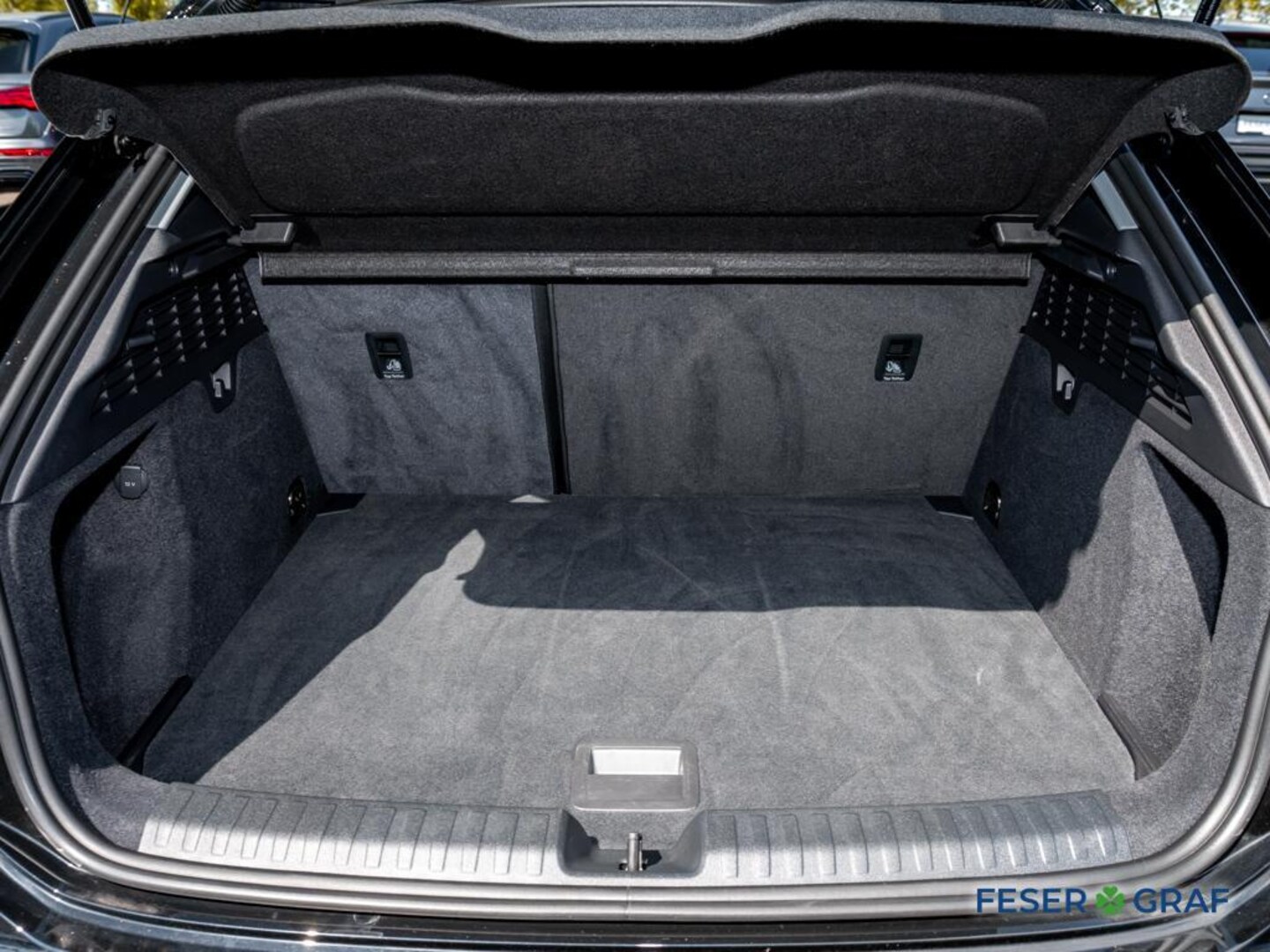 Bild über Audi A3 Sportback S line 35 TFSI S tronic - für weitere Informationen kontaktieren Sie den Audi Partner