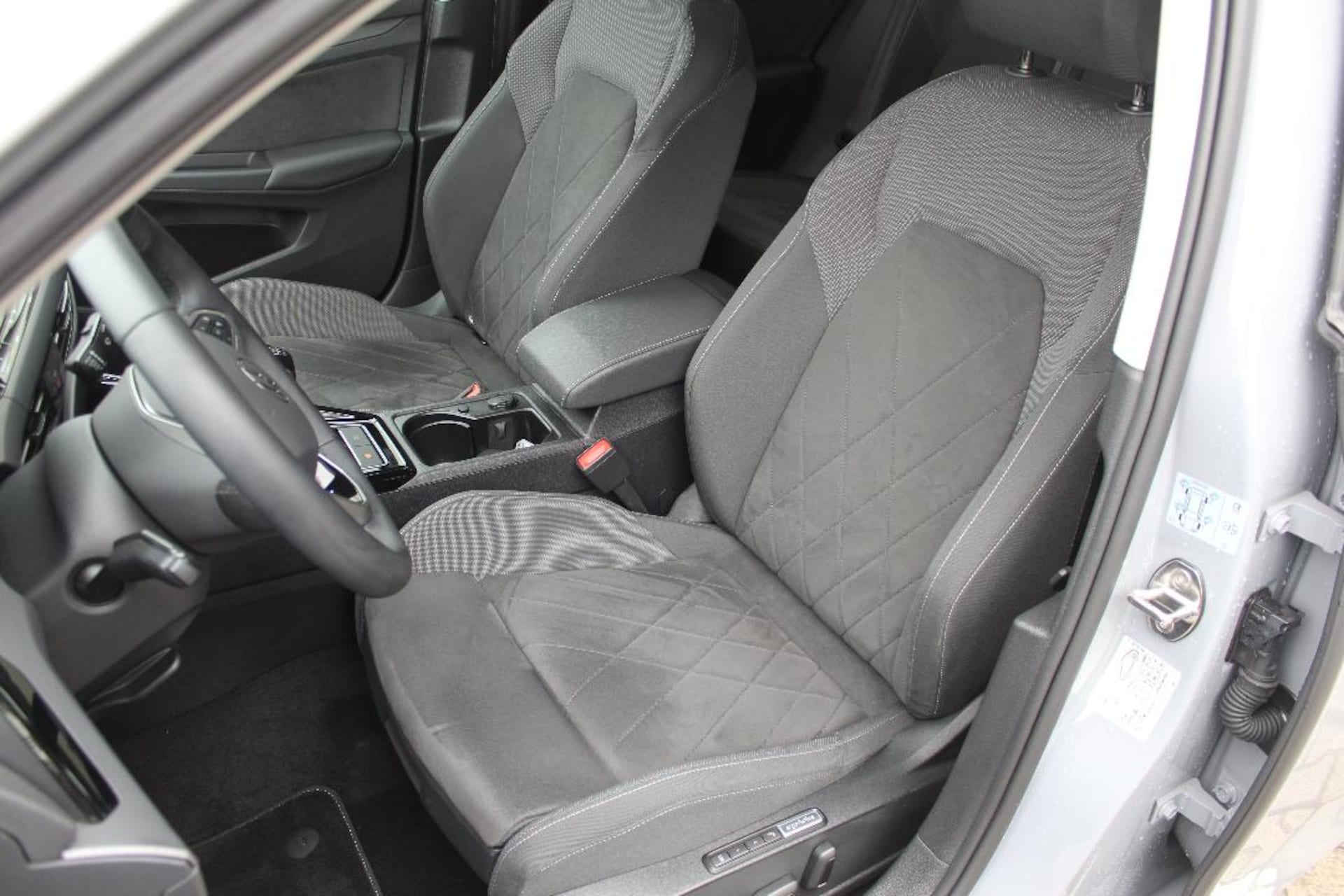 Volkswagen Golf Style