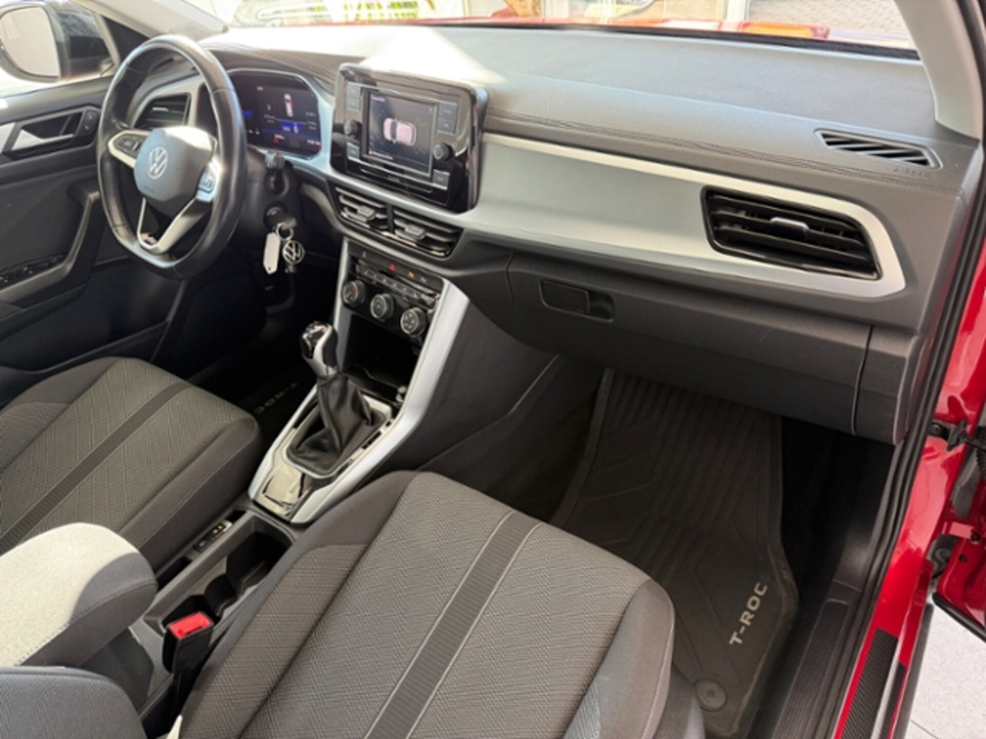 Volkswagen T-Roc Life
