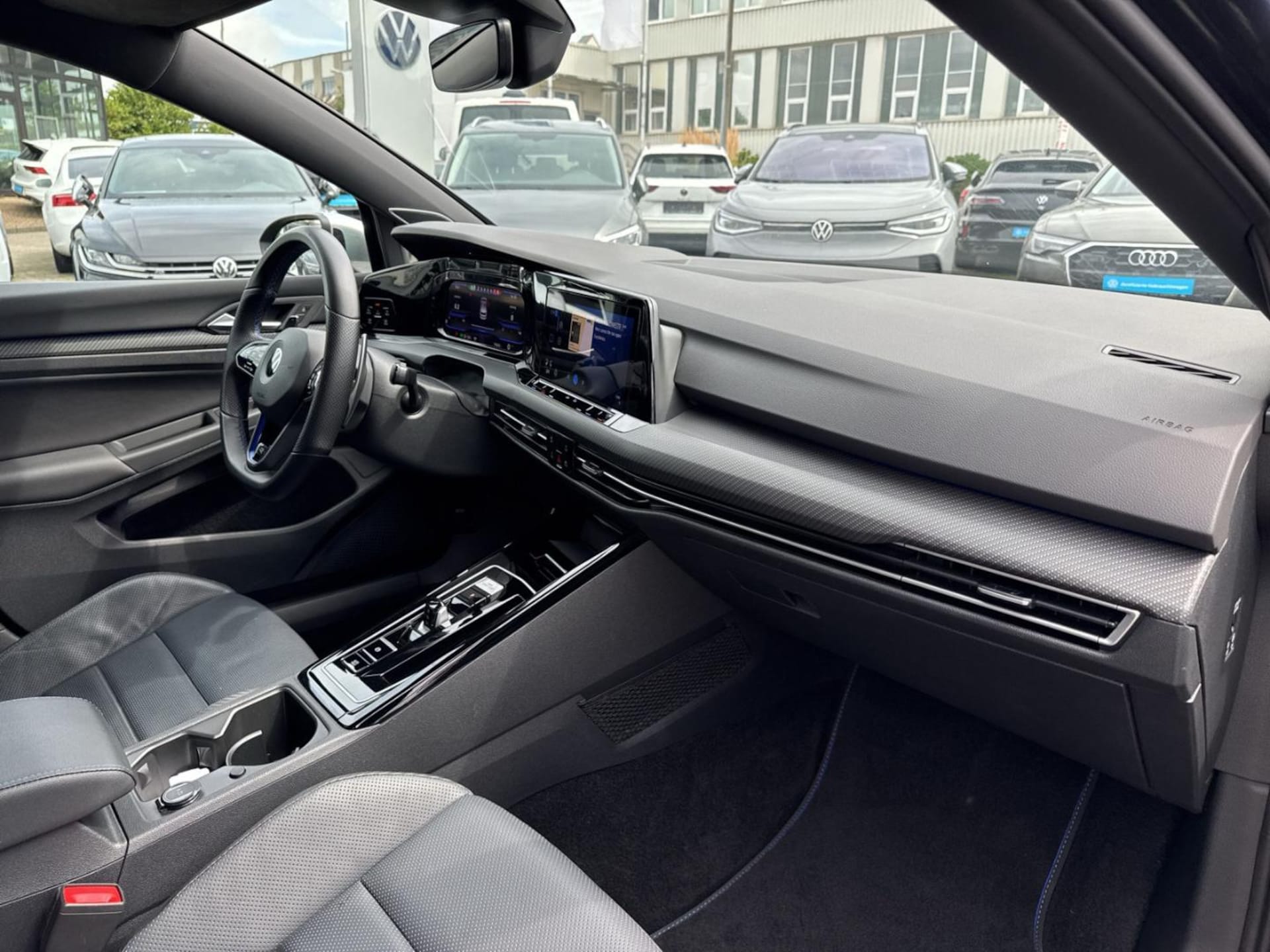 Volkswagen Golf R