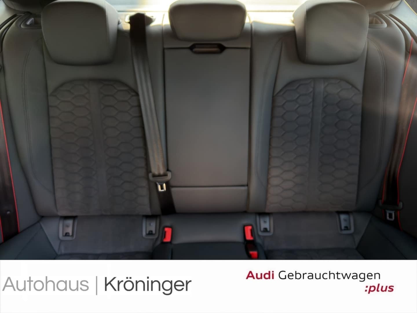 Bild über Audi RS 5 Sportback TFSI quattro tiptronic - für weitere Informationen kontaktieren Sie den Audi Partner