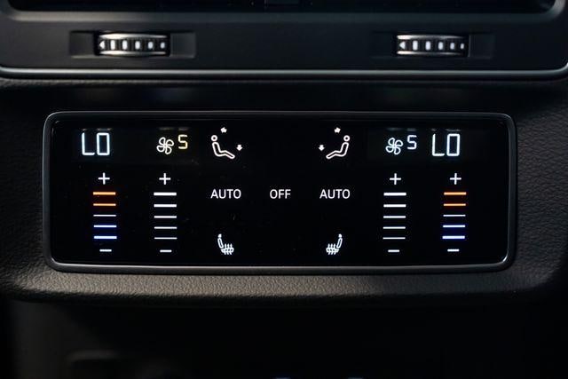 2026 Audi Q8 Prestige - Photo 9