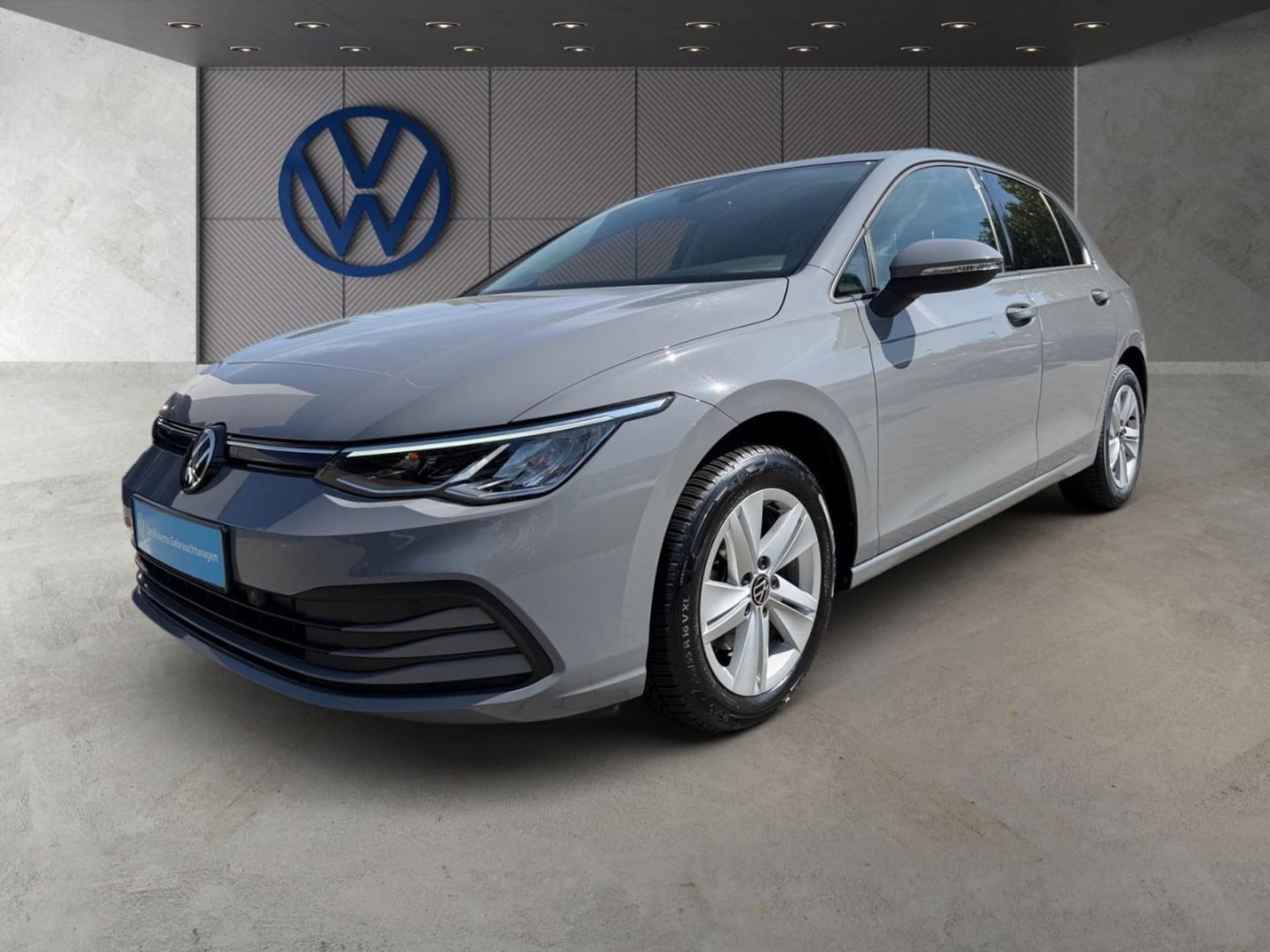 Volkswagen Golf Life