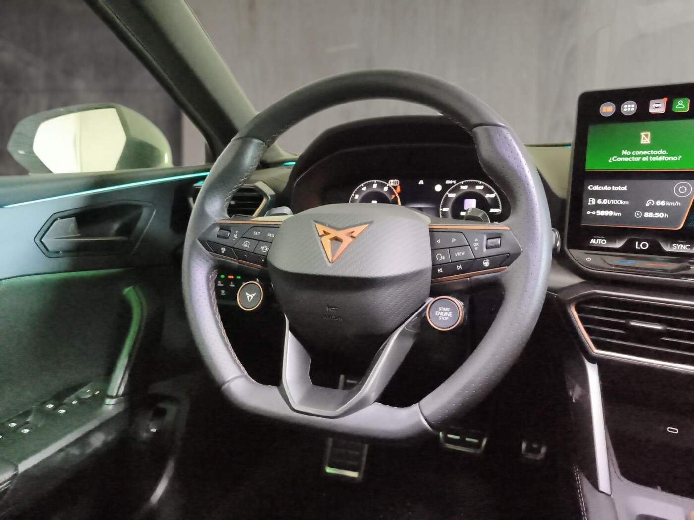 CUPRA Leon Sportstourer 1.5 eTSI DSG 110 kW (150 CV) — photo 9