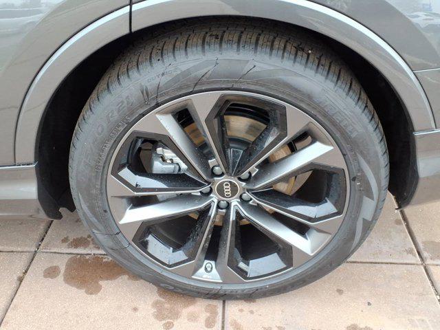 2026 Audi Q7 Premium Plus - Photo 12